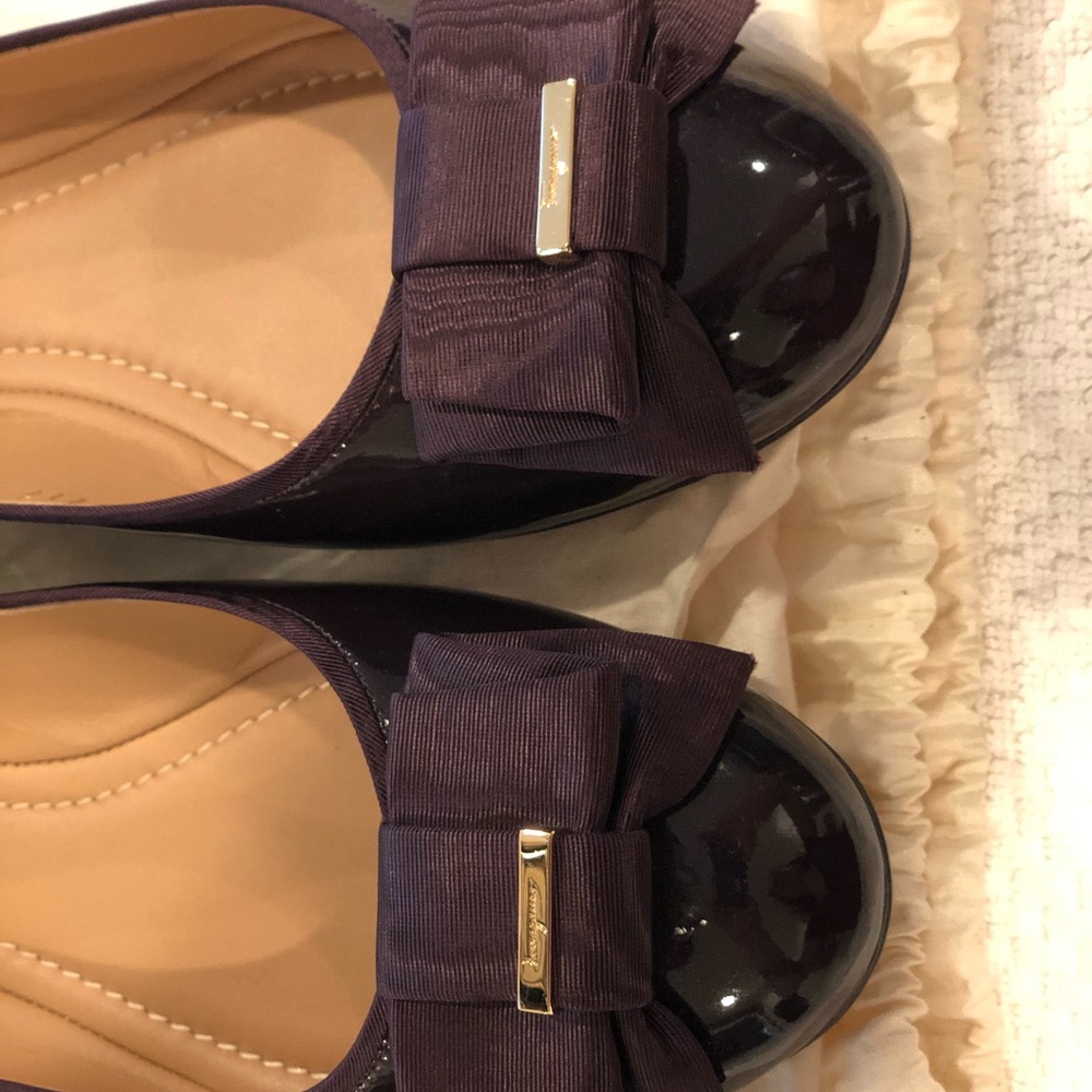 NEVER WORN Salvatore Ferragamo Flats 8 1/5